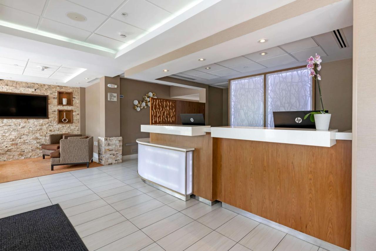 Best Western Plus North Miami-Bal Harbour Exterior photo