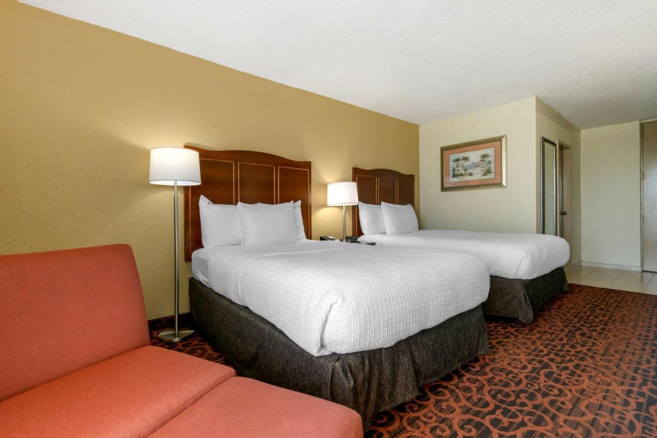 Best Western Plus North Miami-Bal Harbour Exterior photo