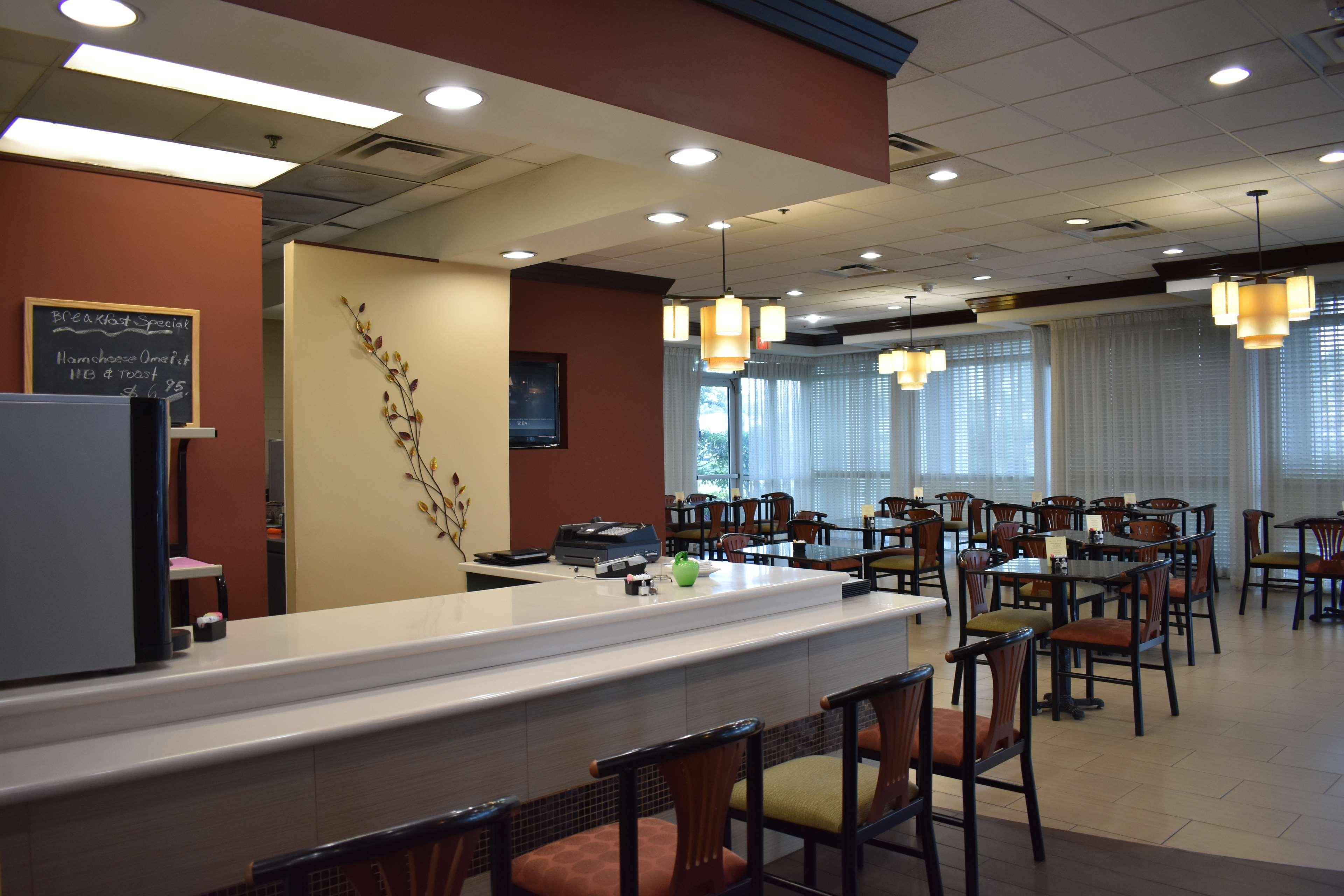 Best Western Plus North Miami-Bal Harbour Exterior photo